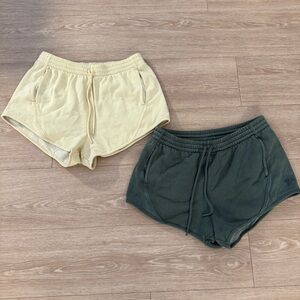 Victoria’s Secret PINK Green & Pale Yellow shorts! 💛💚